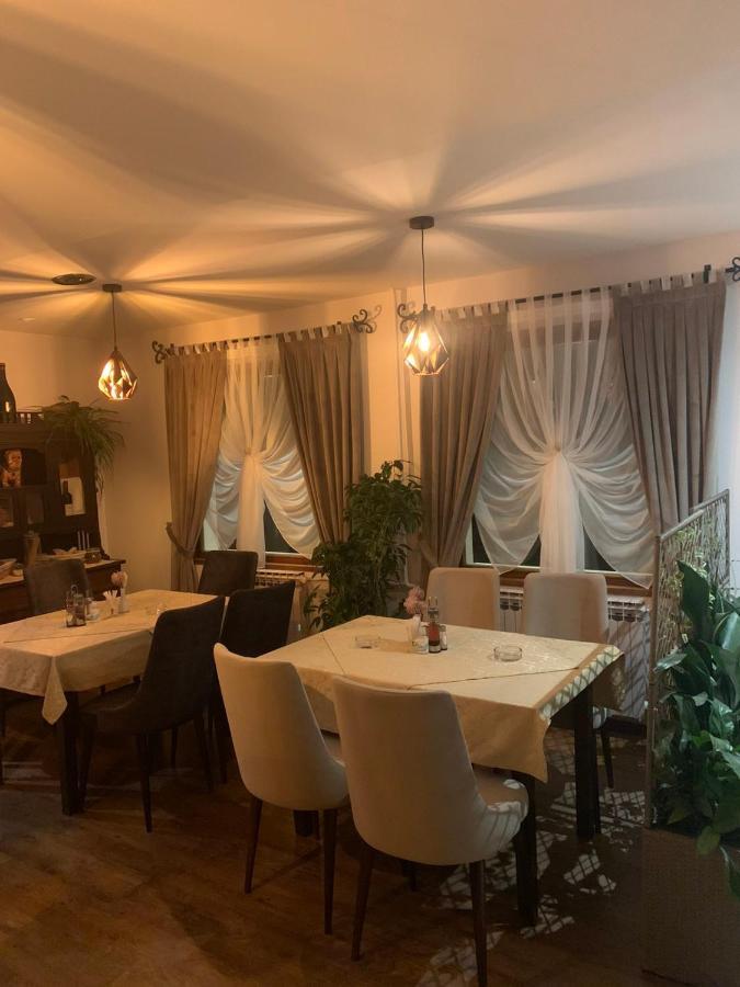 Garni Hotel Vir Vrnjačka Banja エクステリア 写真