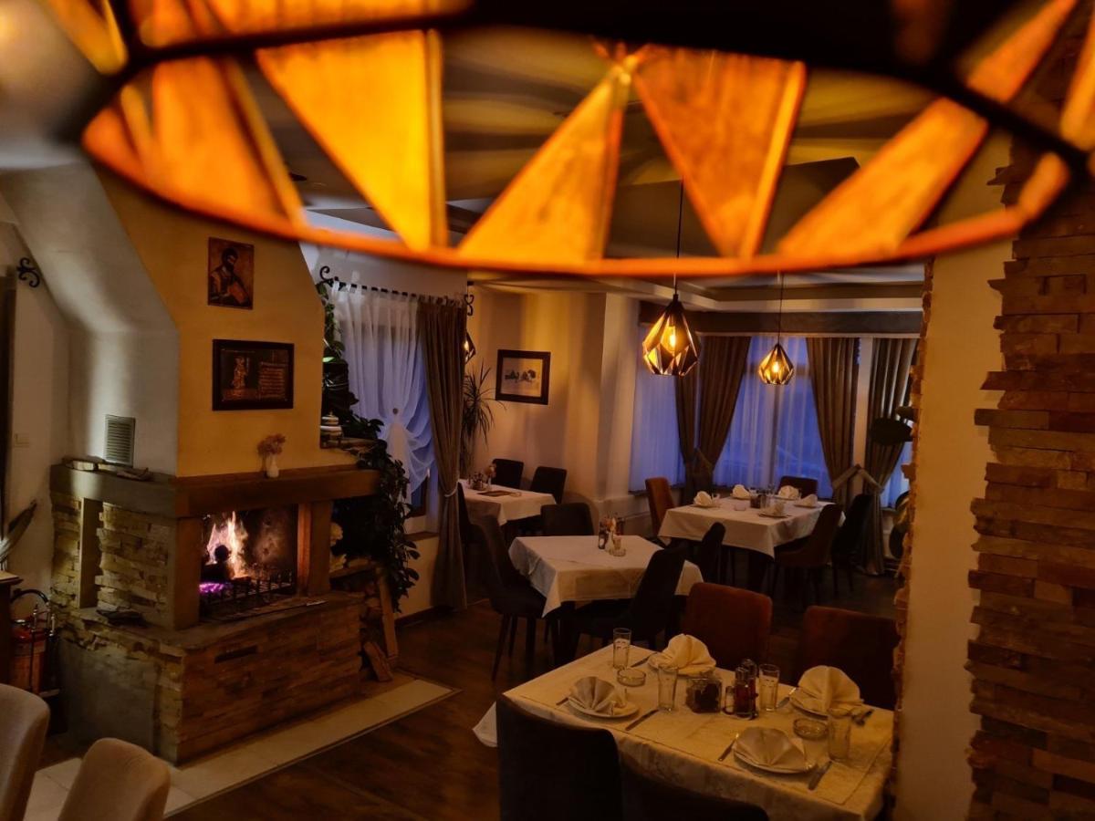 Garni Hotel Vir Vrnjačka Banja エクステリア 写真